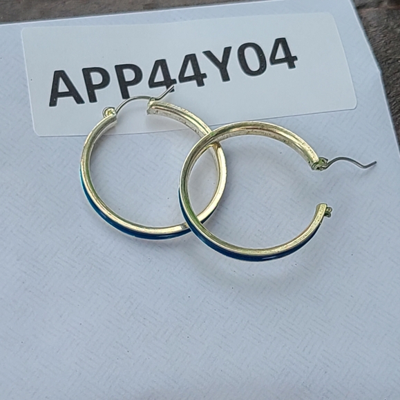 Ladies Hoop Earrings for sale - Picture 8 of 8